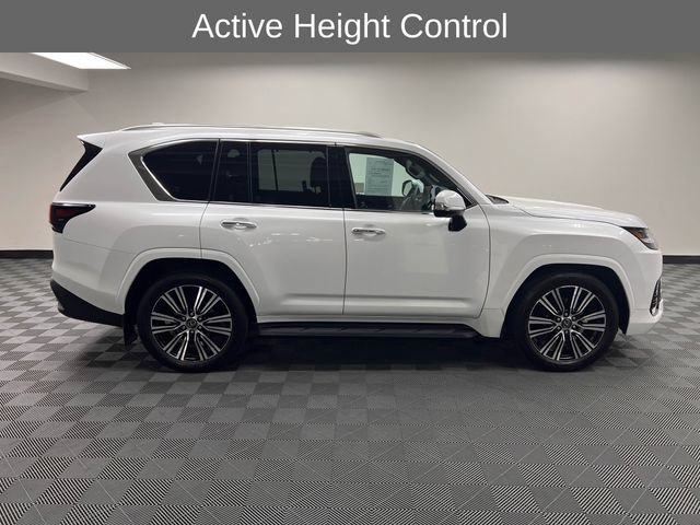 Certified 2026 Lexus LX 600 4WD w/ Accessory Package (Z1) image 4