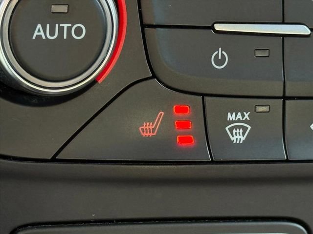 Used 2017 Ford Escape SE w/ Equipment Group 201A image 18