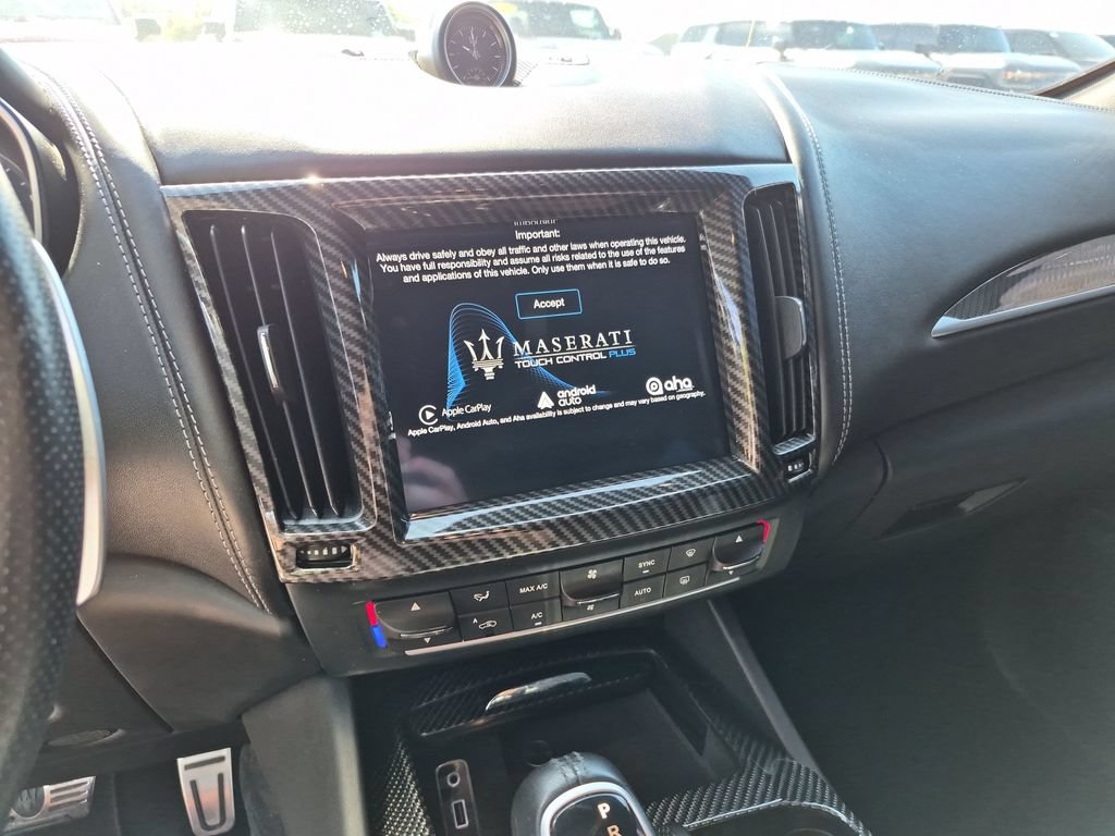 Used 2017 Maserati Levante S AWD/4WD image 26
