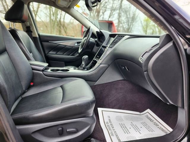 Used 2016 INFINITI Q50 3.0t Premium AWD/4WD image 11