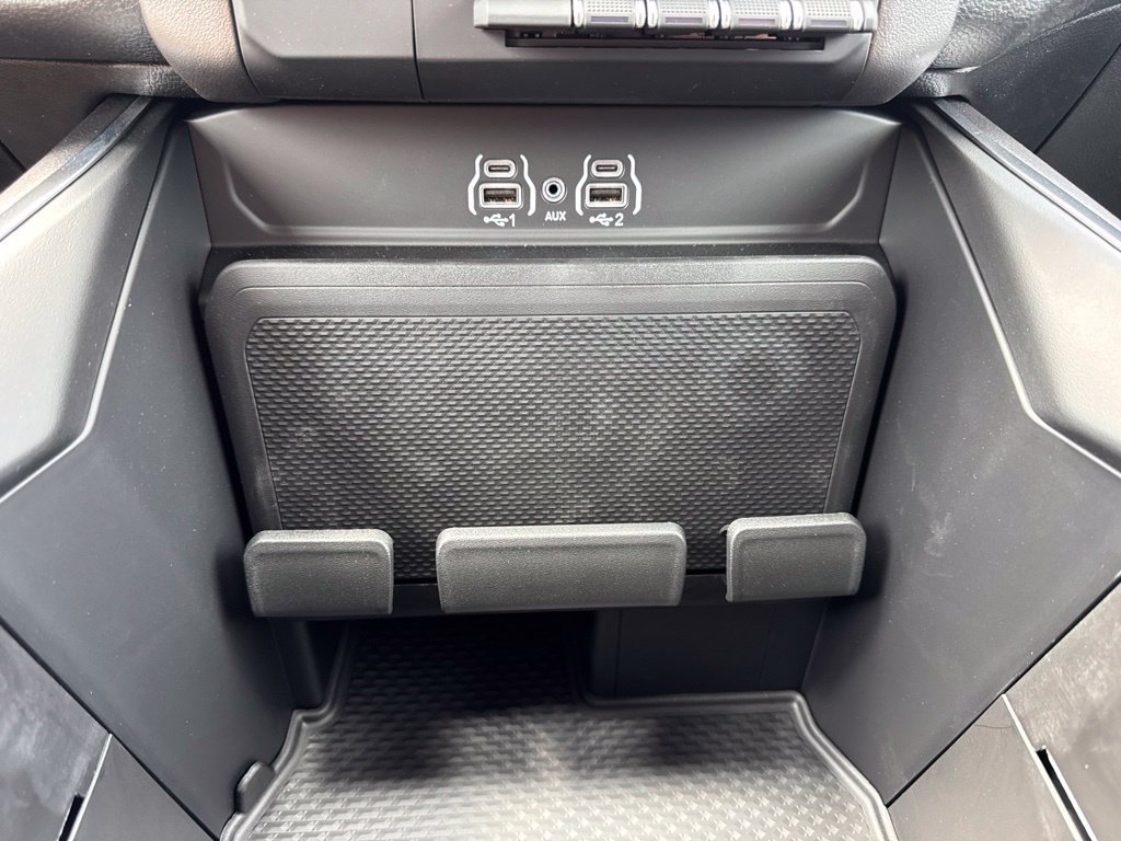 New 2026 RAM 1500 Express AWD/4WD image 17