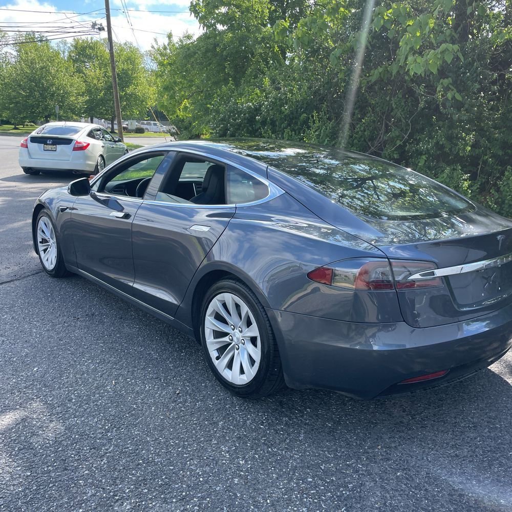 Used 2018 Tesla Model S 75D AWD/4WD image 4