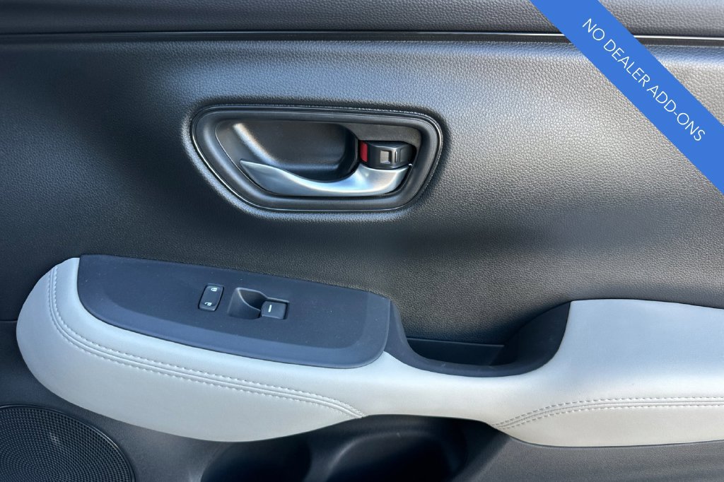 Certified 2027 Honda HR-V LX image 19