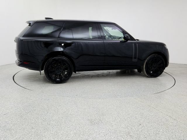 New 2026 Land Rover Range Rover Long Wheelbase SE AWD/4WD image 4