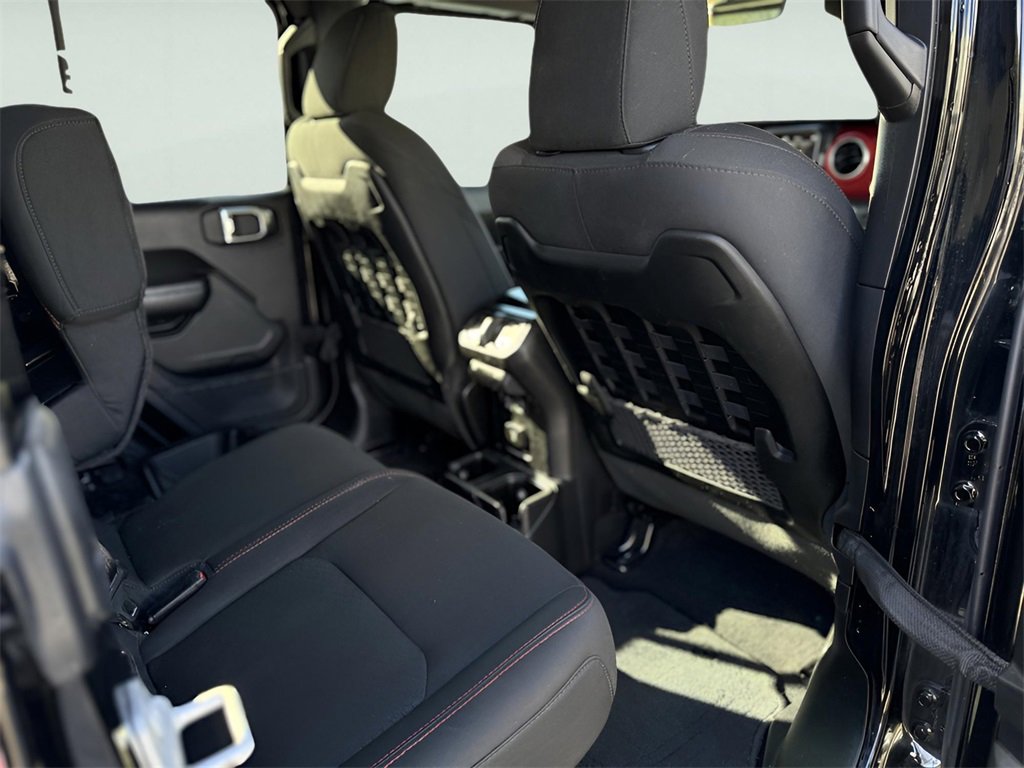 Used 2021 Jeep Gladiator Rubicon w/ Dual Top Group image 40