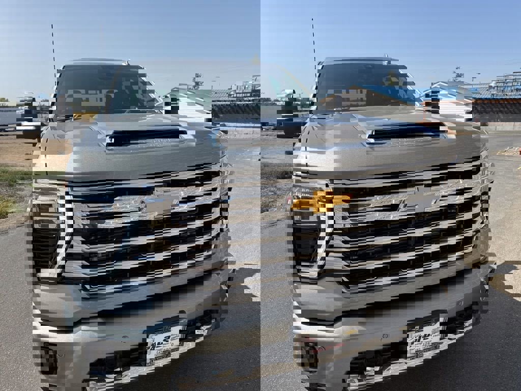 New 2026 Chevrolet Silverado 2500 High Country w/ Technology Package video 2