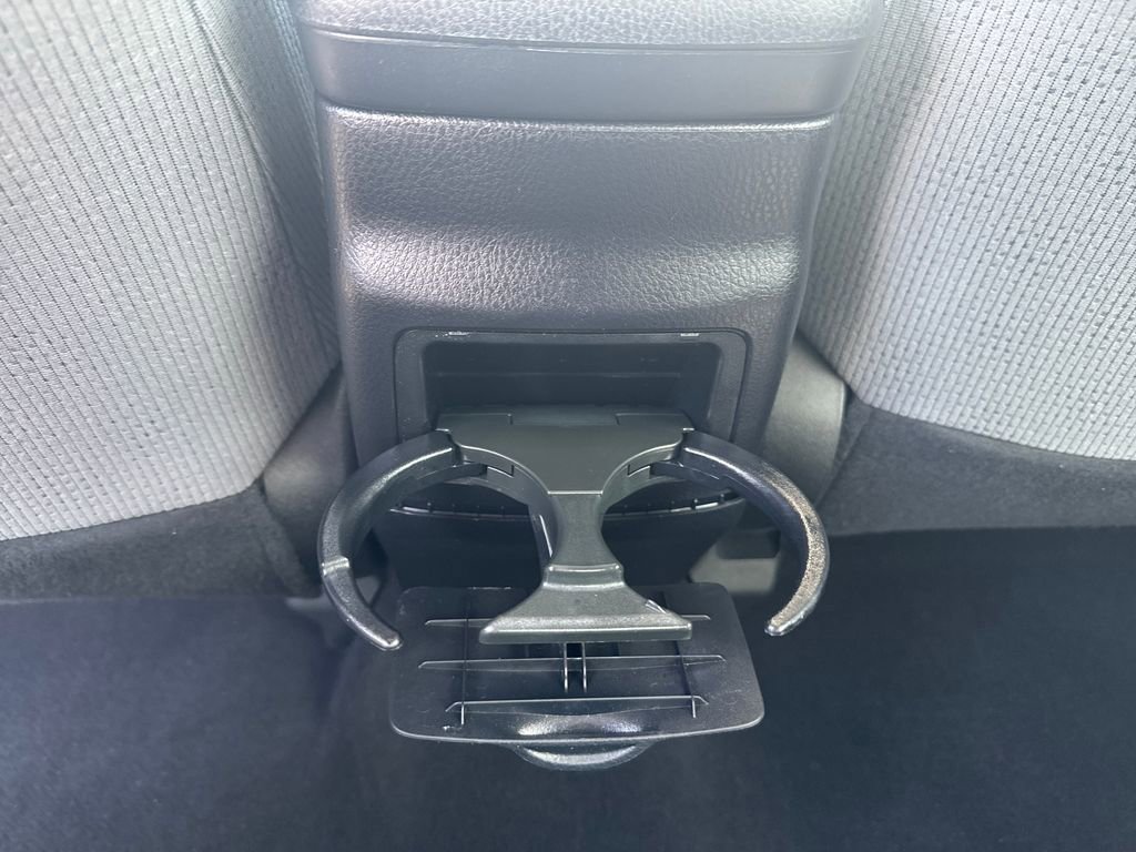 Used 2016 Toyota Corolla L image 13