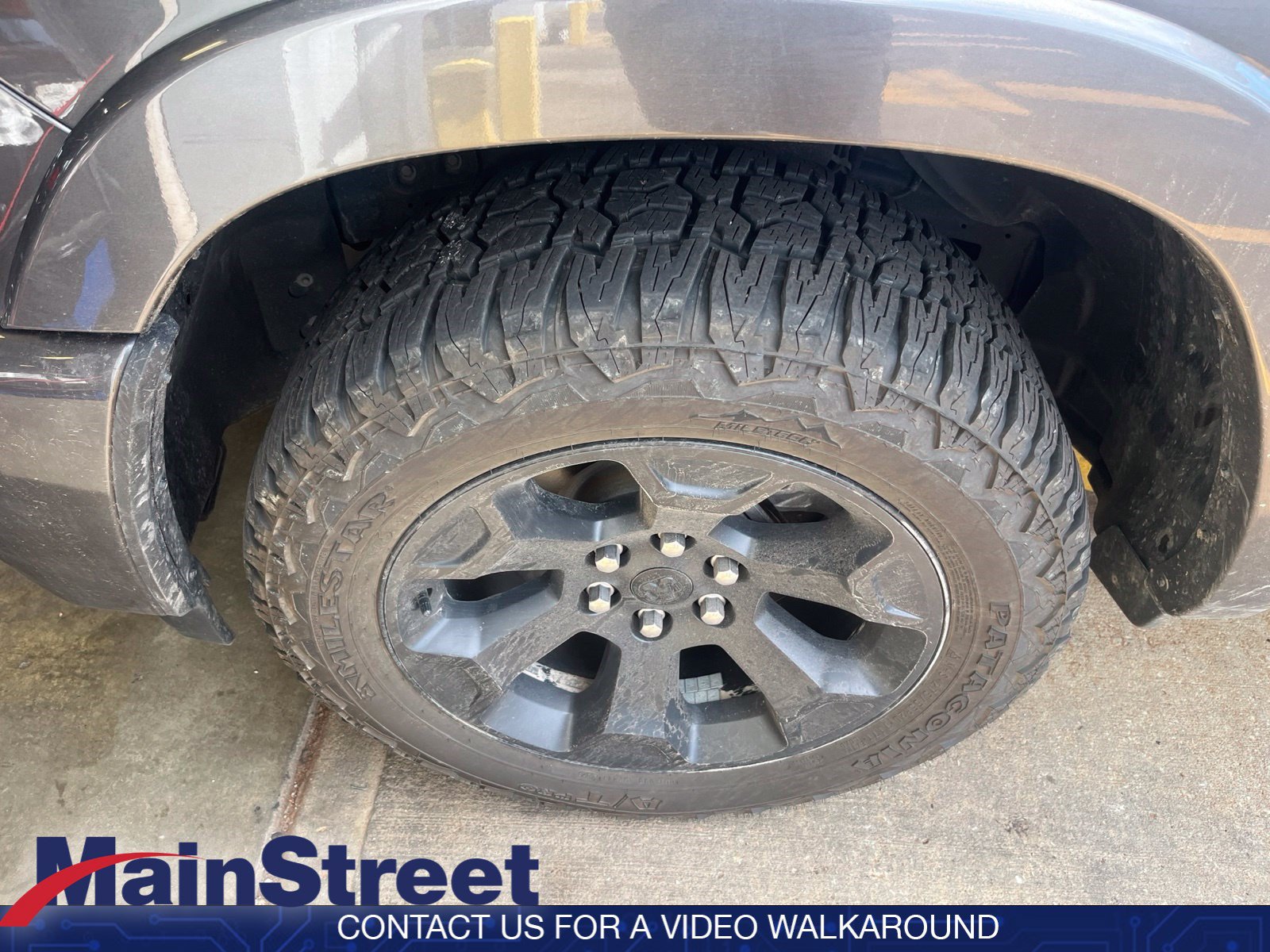 Used 2025 RAM 1500 Big Horn AWD/4WD image 2