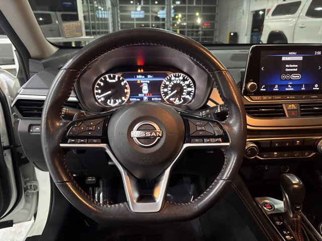 Used 2023 Nissan Altima 2.5 SR FWD image 16
