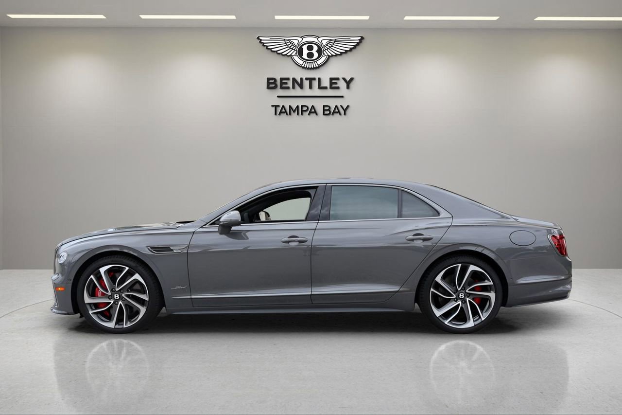 New 2025 Bentley Flying Spur Plug-In Hybrid image 8