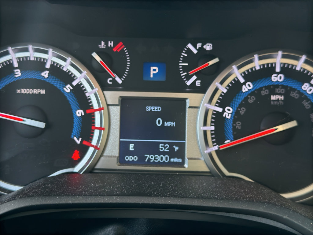 Certified 2018 Toyota 4Runner TRD Off-Road Premium AWD/4WD image 11