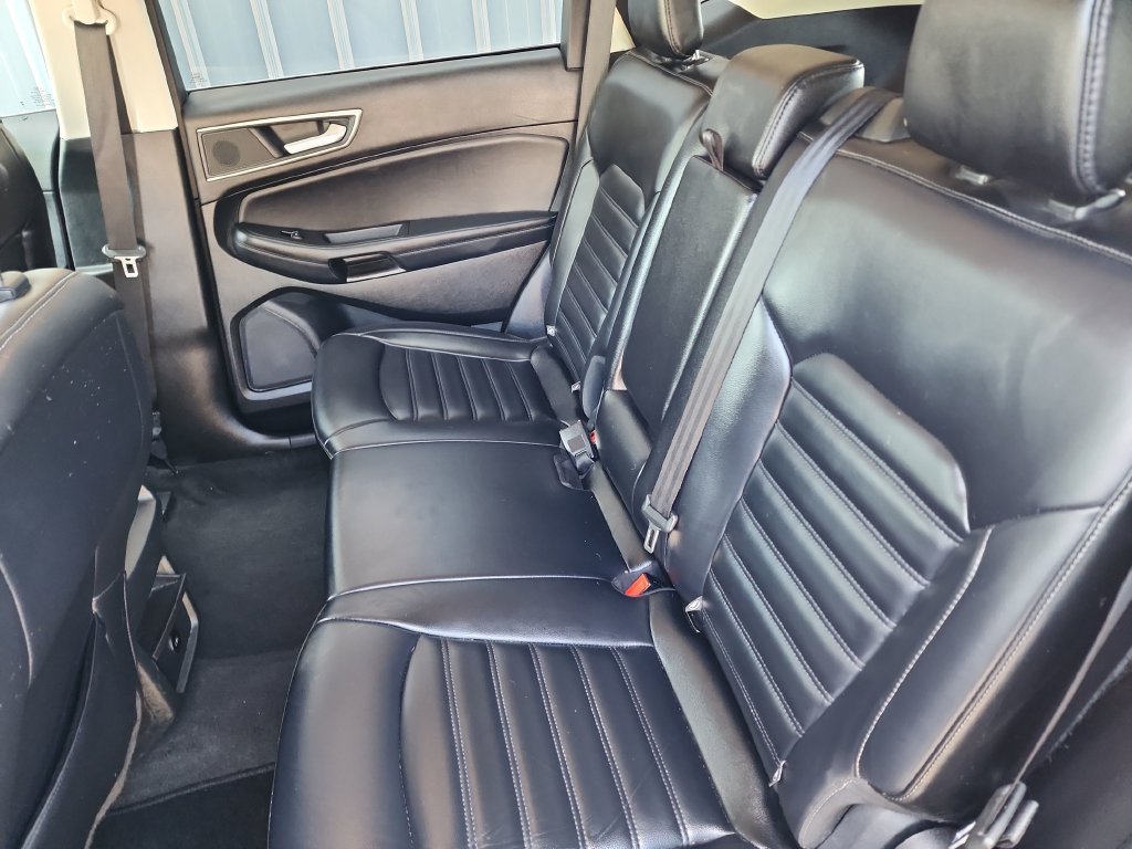 Used 2024 Ford Edge SEL AWD/4WD image 39