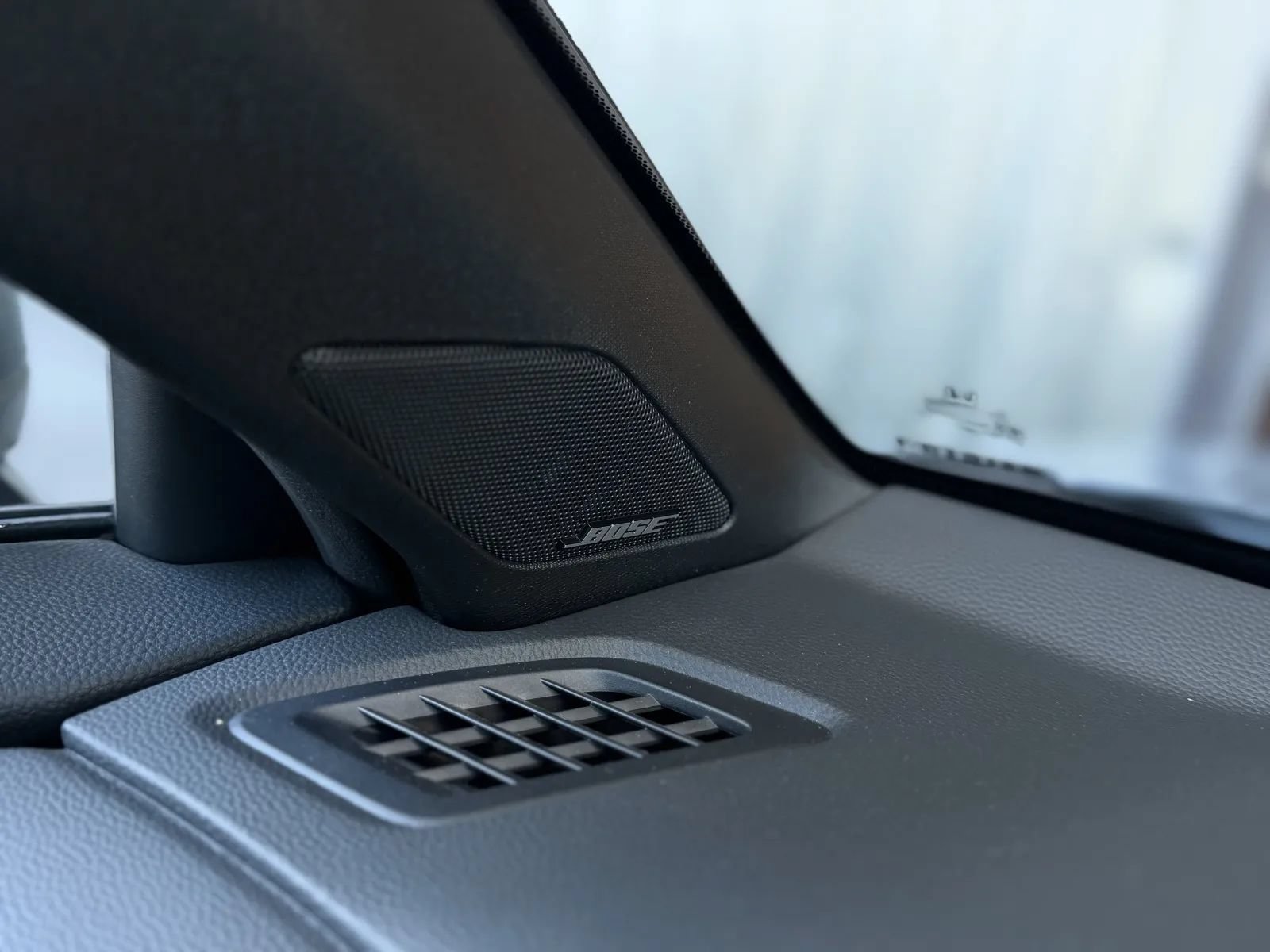 Used 2025 Honda CR-V Sport Touring image 26
