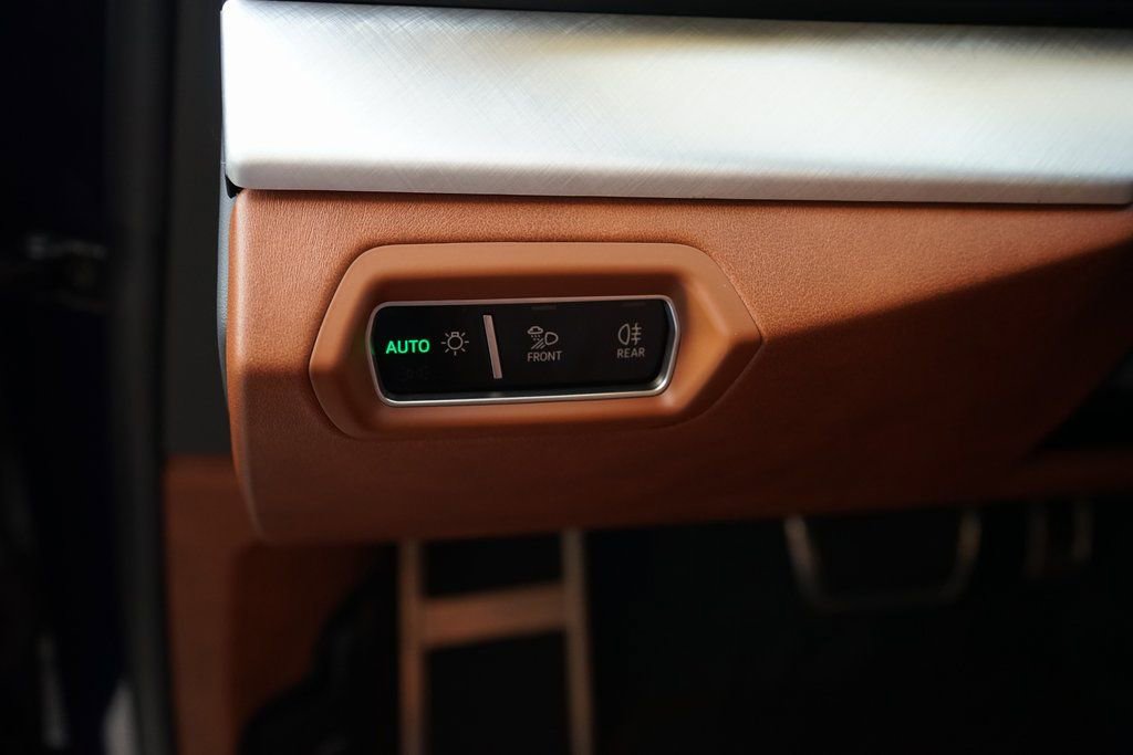 Used 2019 Lamborghini Urus image 34