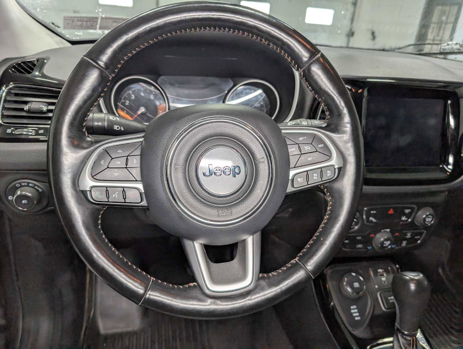 Used 2021 Jeep Compass Limited w/ Elite Exterior Group AWD/4WD image 38