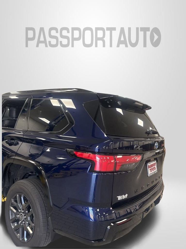 Used 2023 Toyota Sequoia Platinum image 7