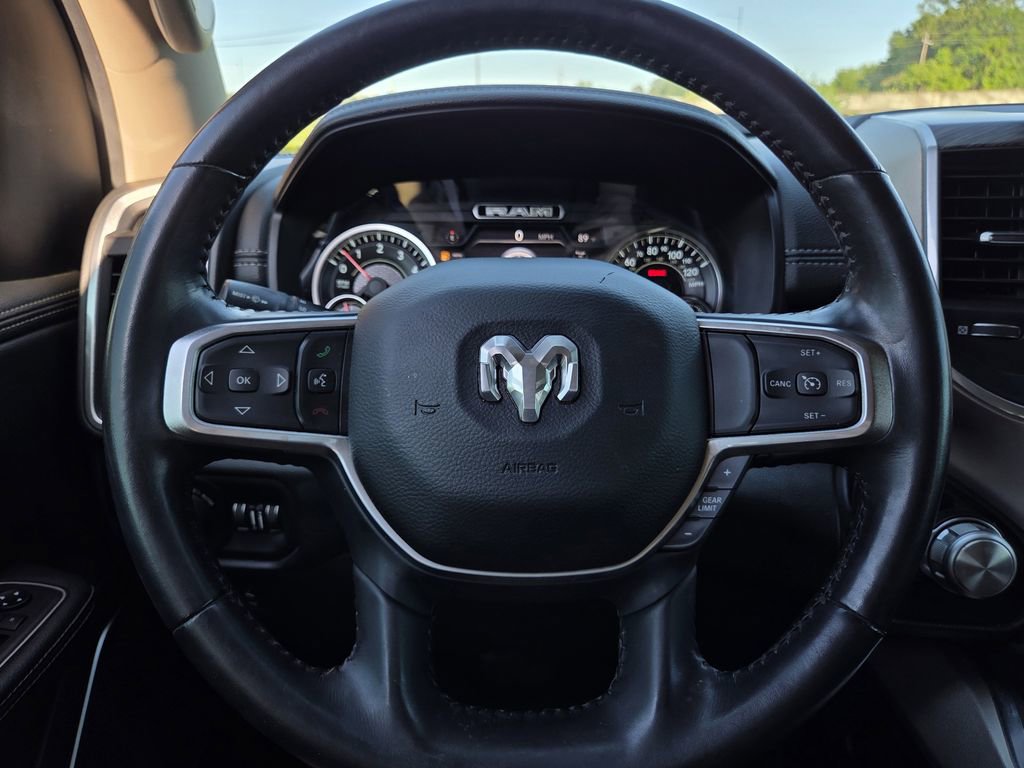 Used 2020 RAM 1500 Laramie RWD image 21