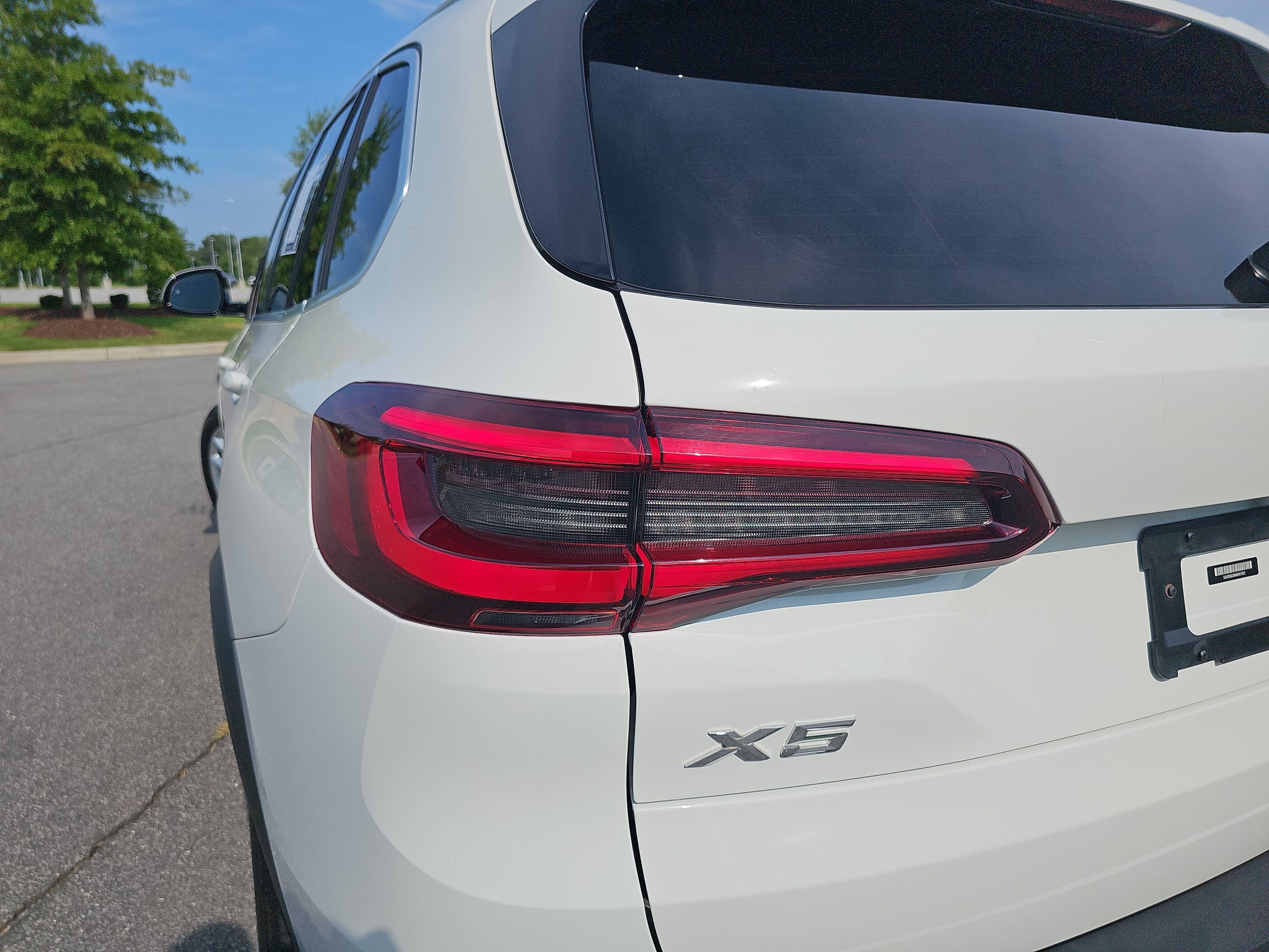 Used 2021 BMW X5 xDrive40i w/ Premium Package 2 AWD/4WD image 33