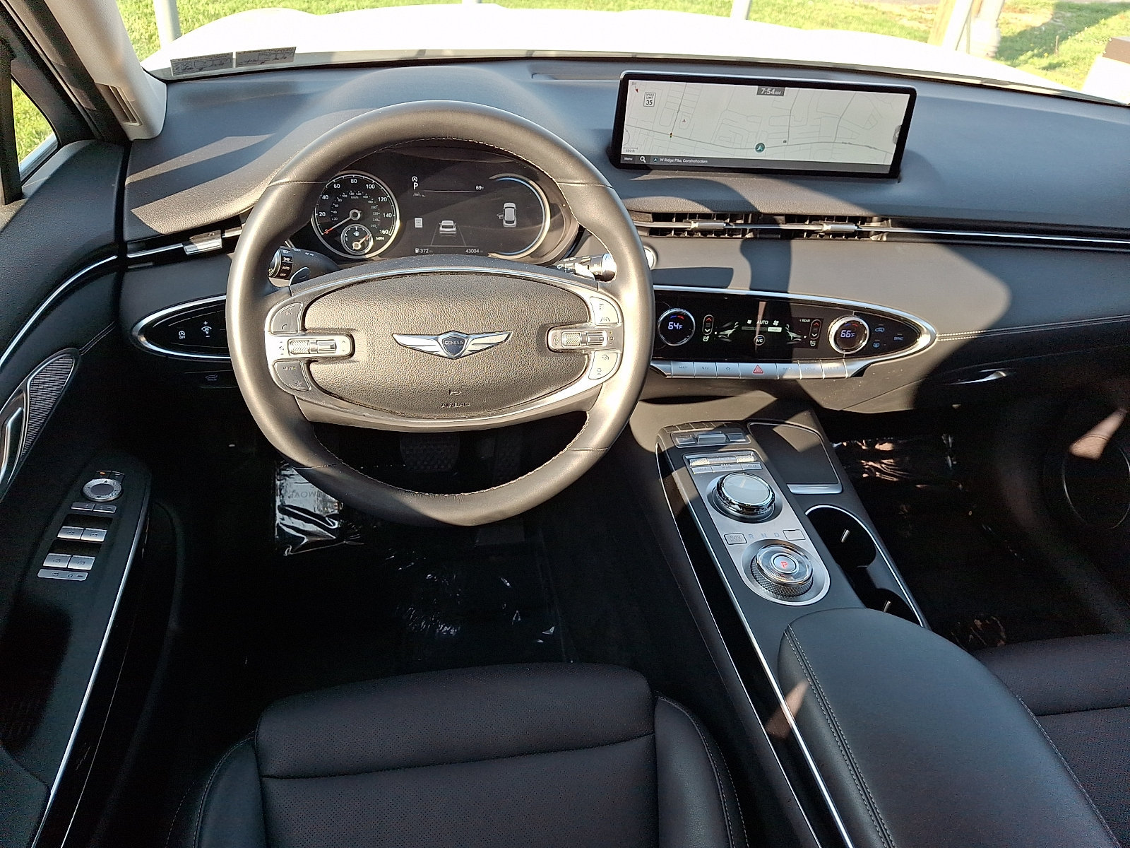 Used 2025 Genesis GV70 2.5T AWD/4WD image 11