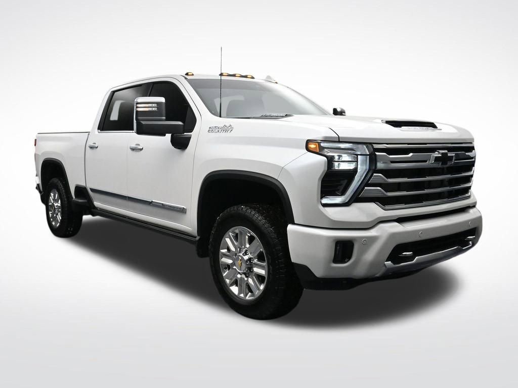 Used 2025 Chevrolet Silverado 2500 High Country w/ High Country Premium Package AWD/4WD image 7
