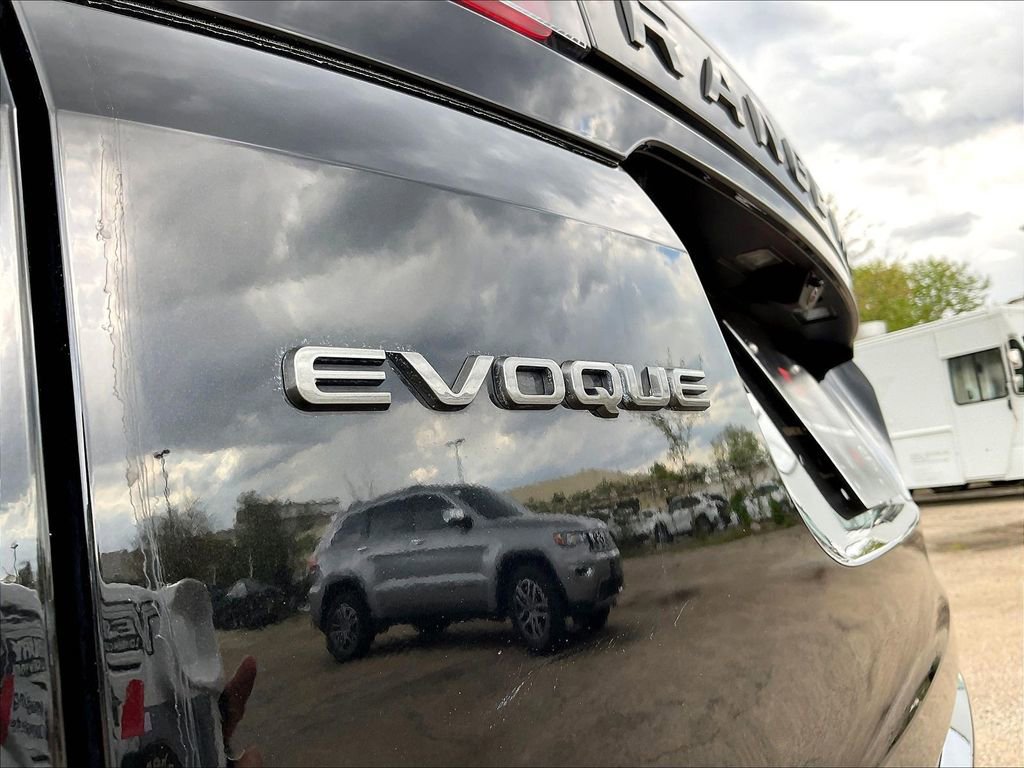 Used 2023 Land Rover Range Rover Evoque R-Dynamic S AWD/4WD image 24