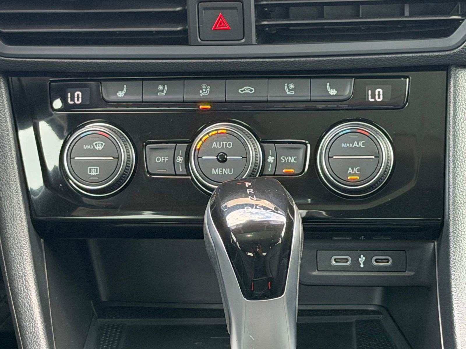 Certified 2024 Volkswagen Jetta SEL image 16