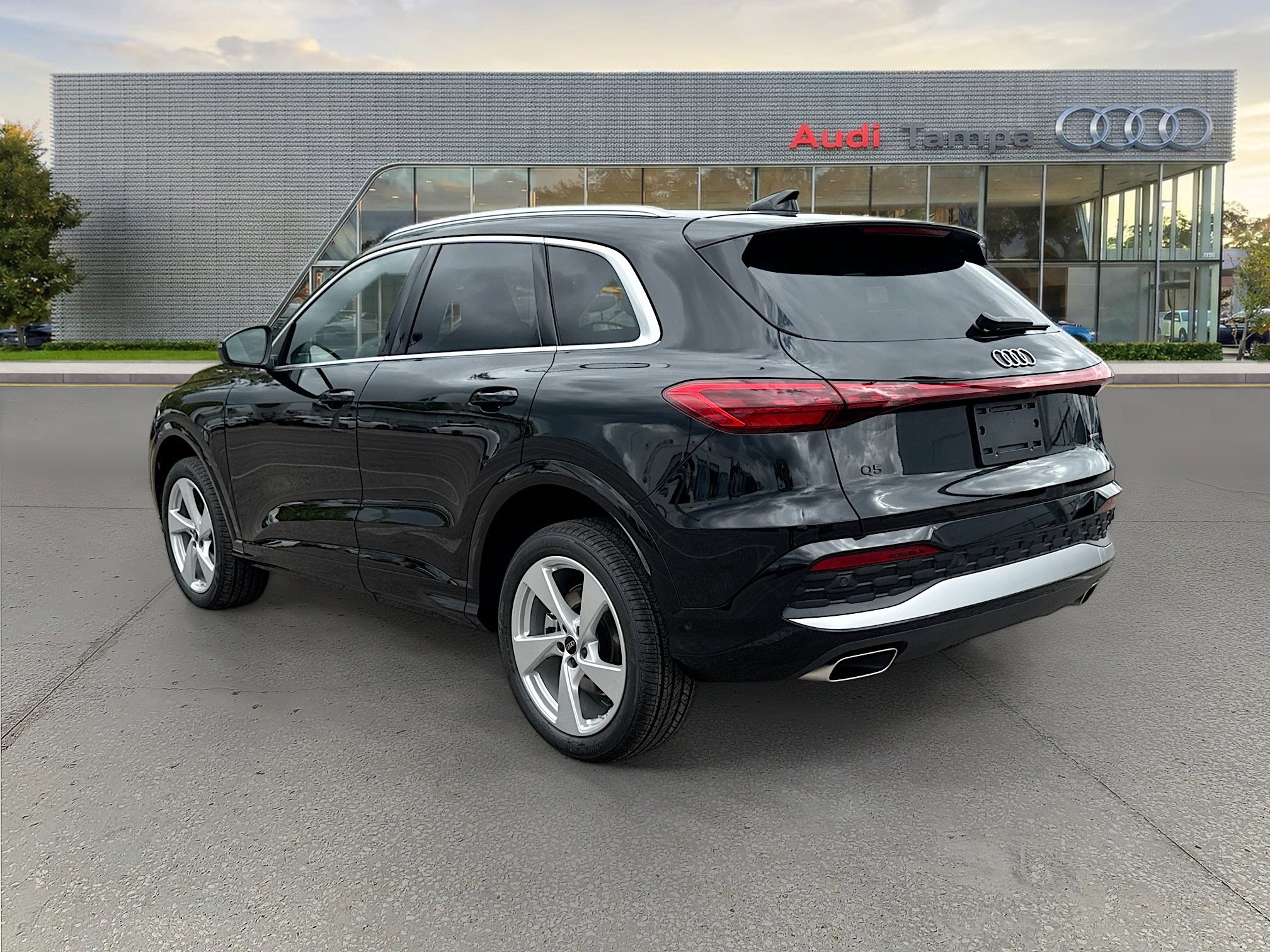 New 2025 Audi Q5 Premium Plus image 5