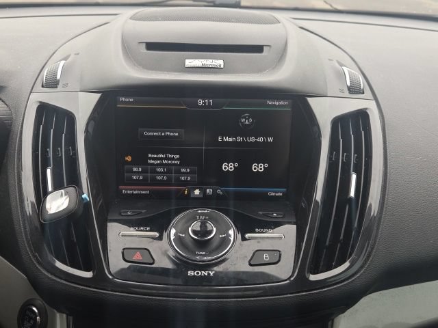Used 2013 Ford C-MAX Energi SEL FWD image 32