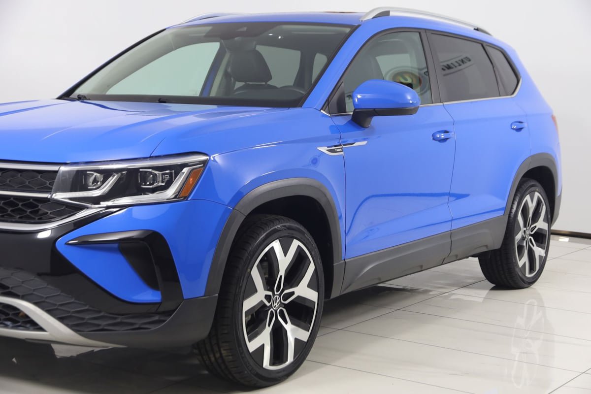 Used 2022 Volkswagen Taos SEL w/ Panoramic Sunroof Package AWD/4WD image 50
