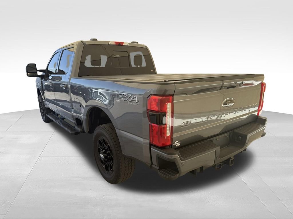 Used 2025 Ford F350 Lariat w/ Black Appearance Package AWD/4WD image 7