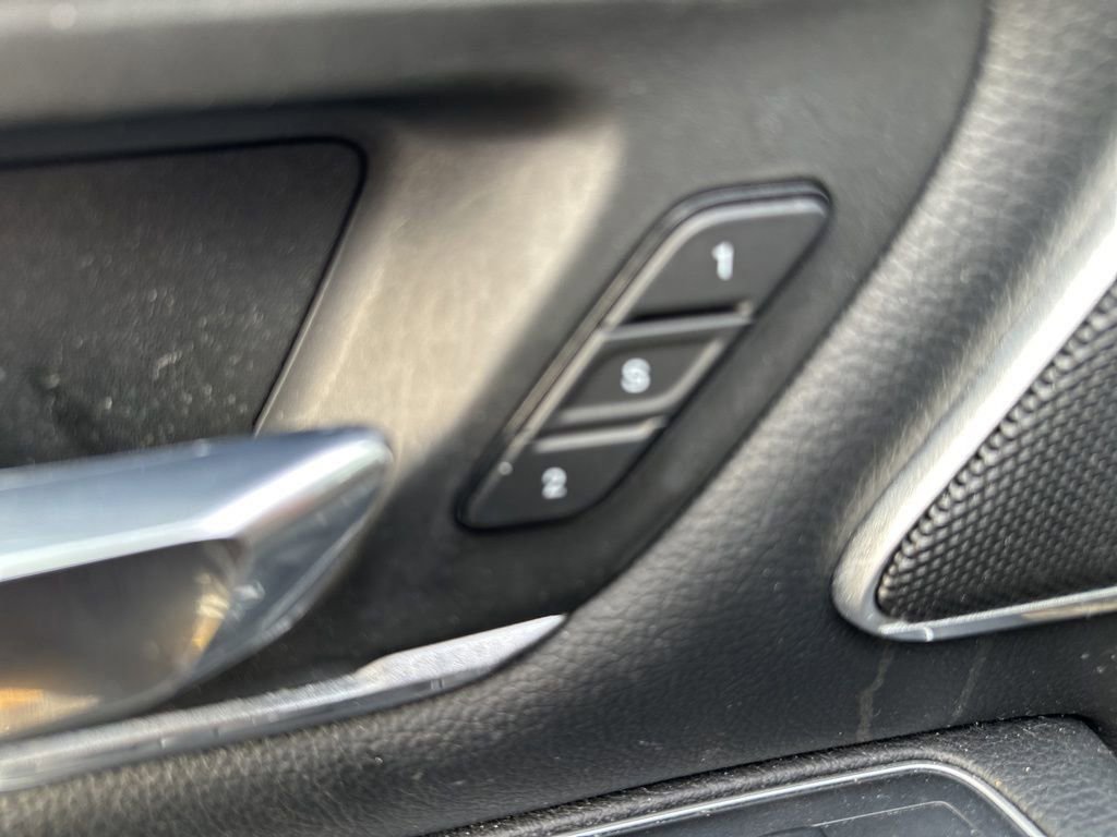 Used 2021 RAM 1500 Laramie image 7