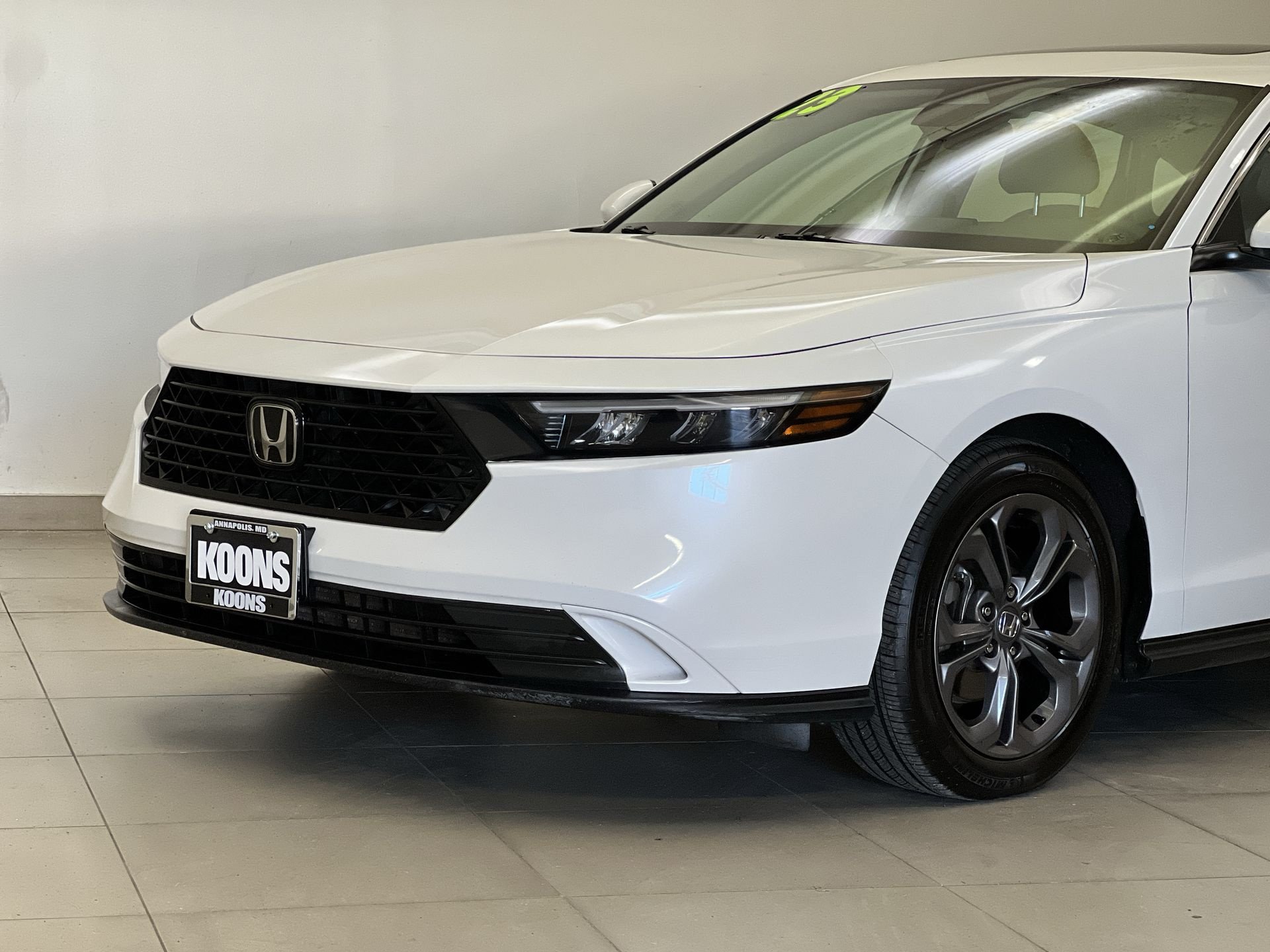 Used 2023 Honda Accord EX image 28