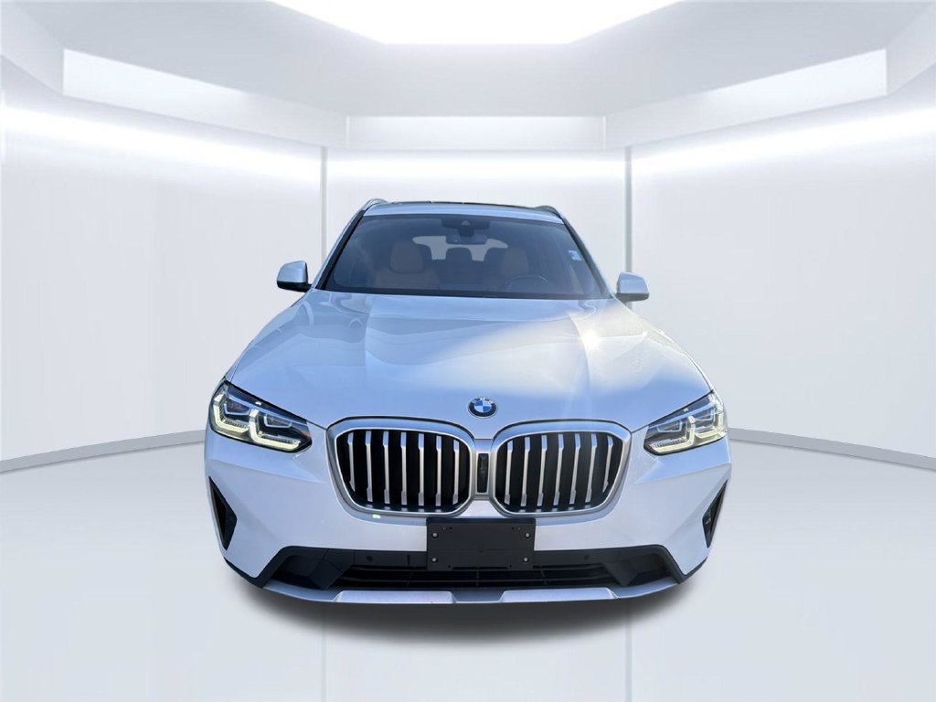 Used 2023 BMW X3 xDrive30i w/ Convenience Package AWD/4WD image 2