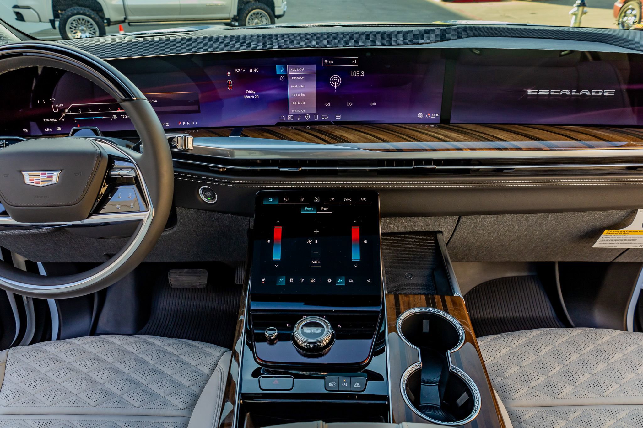 Used 2026 Cadillac Escalade Platinum Sport w/ LPO, ONYX Package image 24