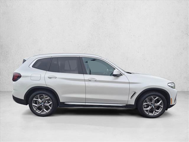 Used 2022 BMW X3 xDrive30i w/ Convenience Package AWD/4WD image 4