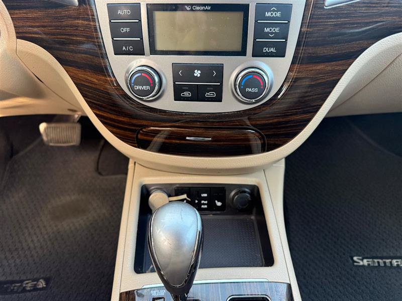 Used 2012 Hyundai Santa Fe Limited AWD/4WD image 40