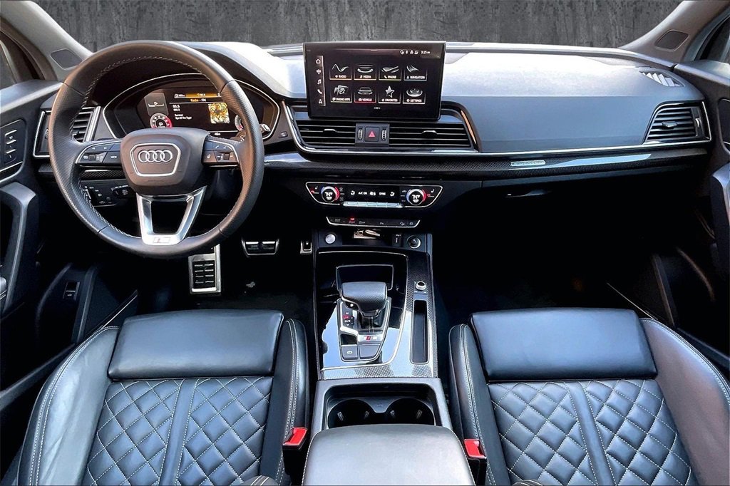 Used 2024 Audi SQ5 Premium Plus w/ Premium Plus Package image 7