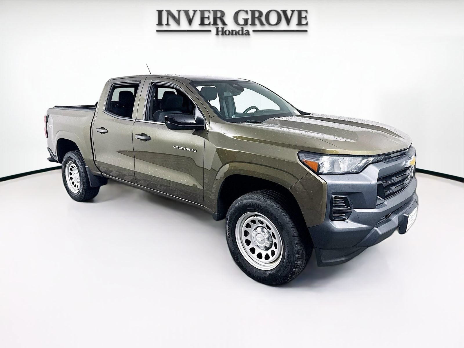 Used 2023 Chevrolet Colorado W/T w/ WT Convenience Package II AWD/4WD image 3
