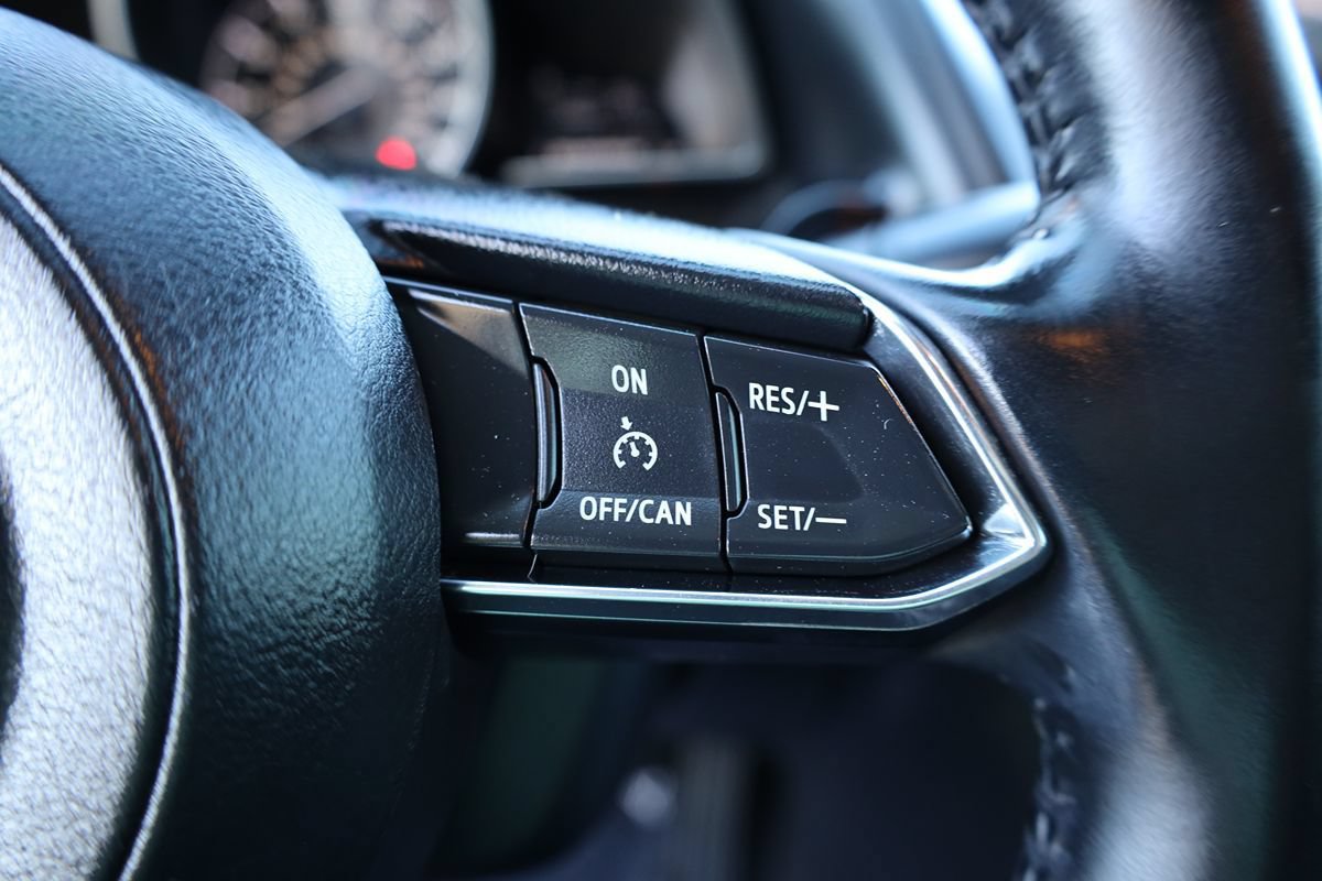 Used 2017 MAZDA MAZDA3 Touring w/ Popular Equipment Package FWD image 23