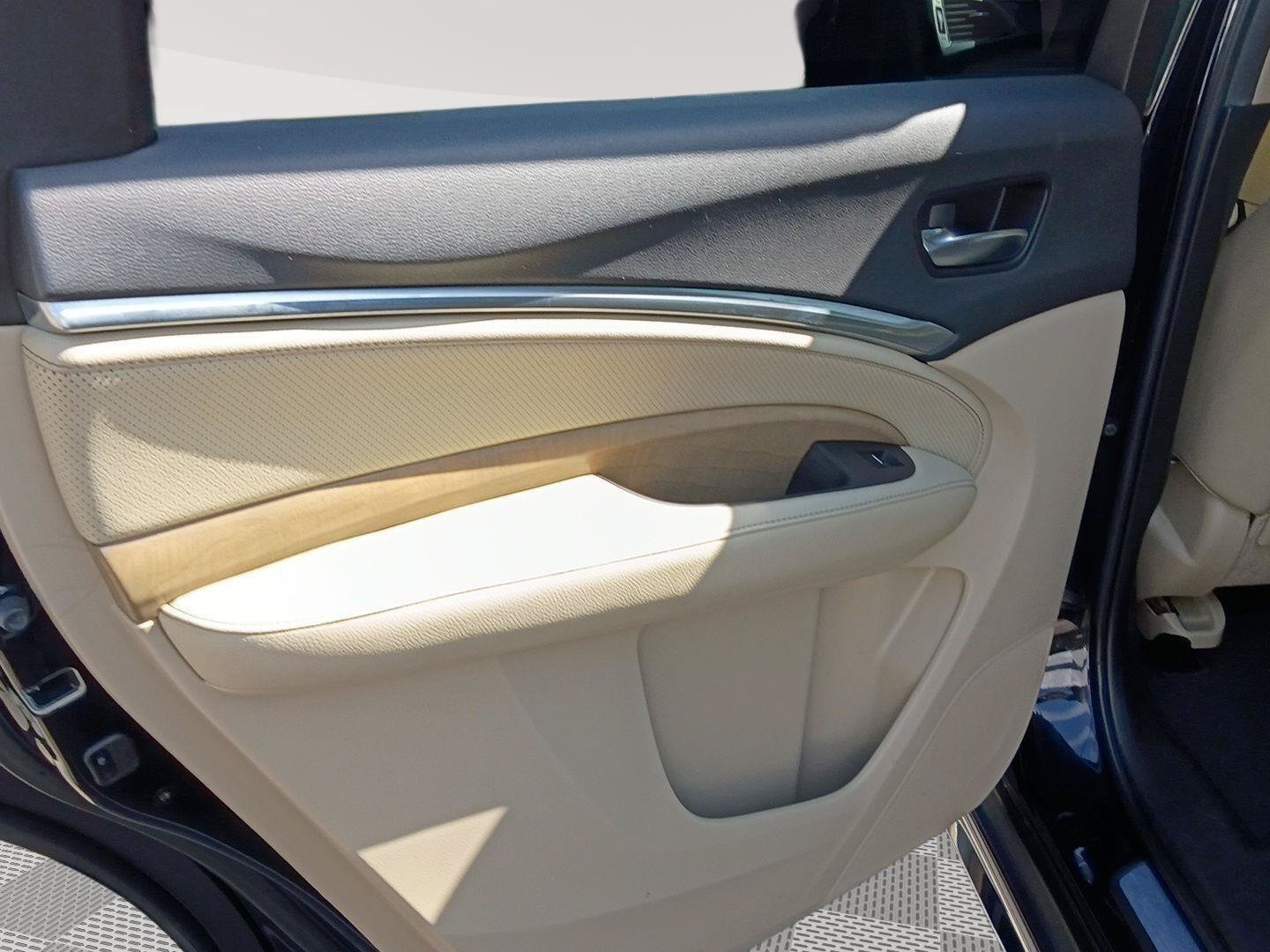 Used 2019 Acura MDX w/ Technology Package FWD image 11
