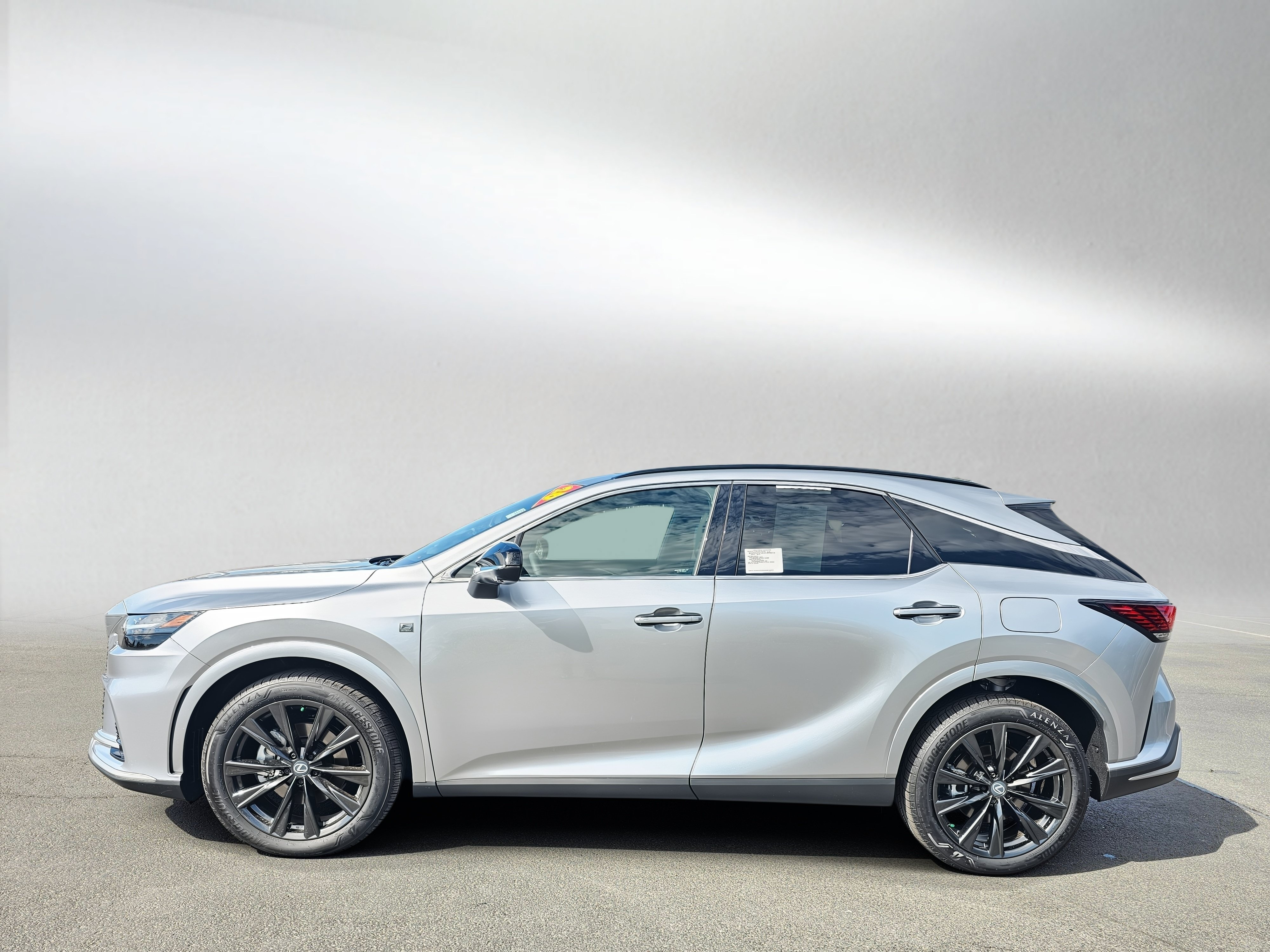 Used 2026 Lexus RX 350 F Sport w/ Convenience Package AWD/4WD image 2