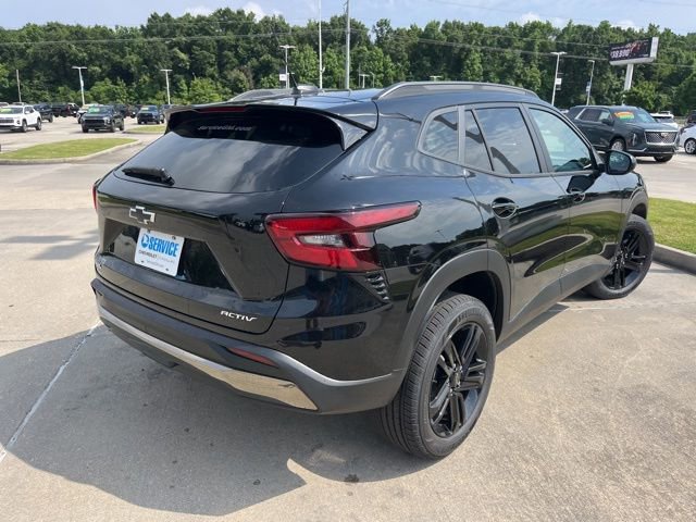 New 2026 Chevrolet Trax ACTIV FWD image 8
