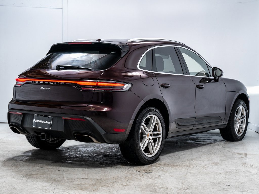 Used 2025 Porsche Macan image 7