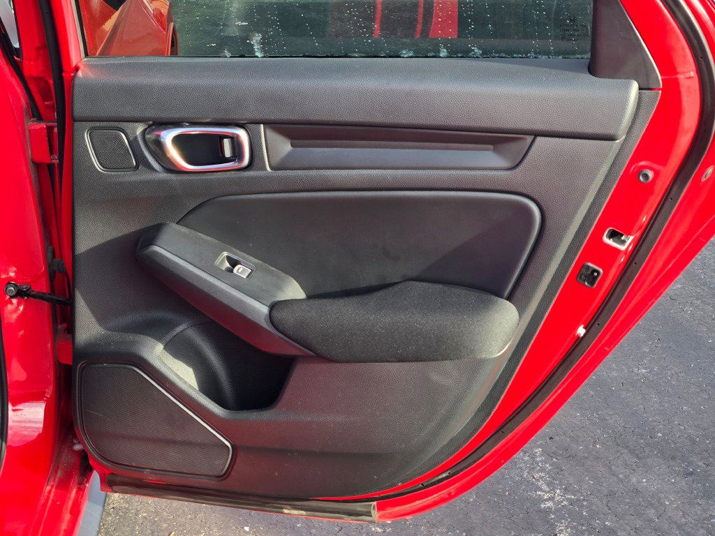 Used 2023 Honda Civic Sport image 8