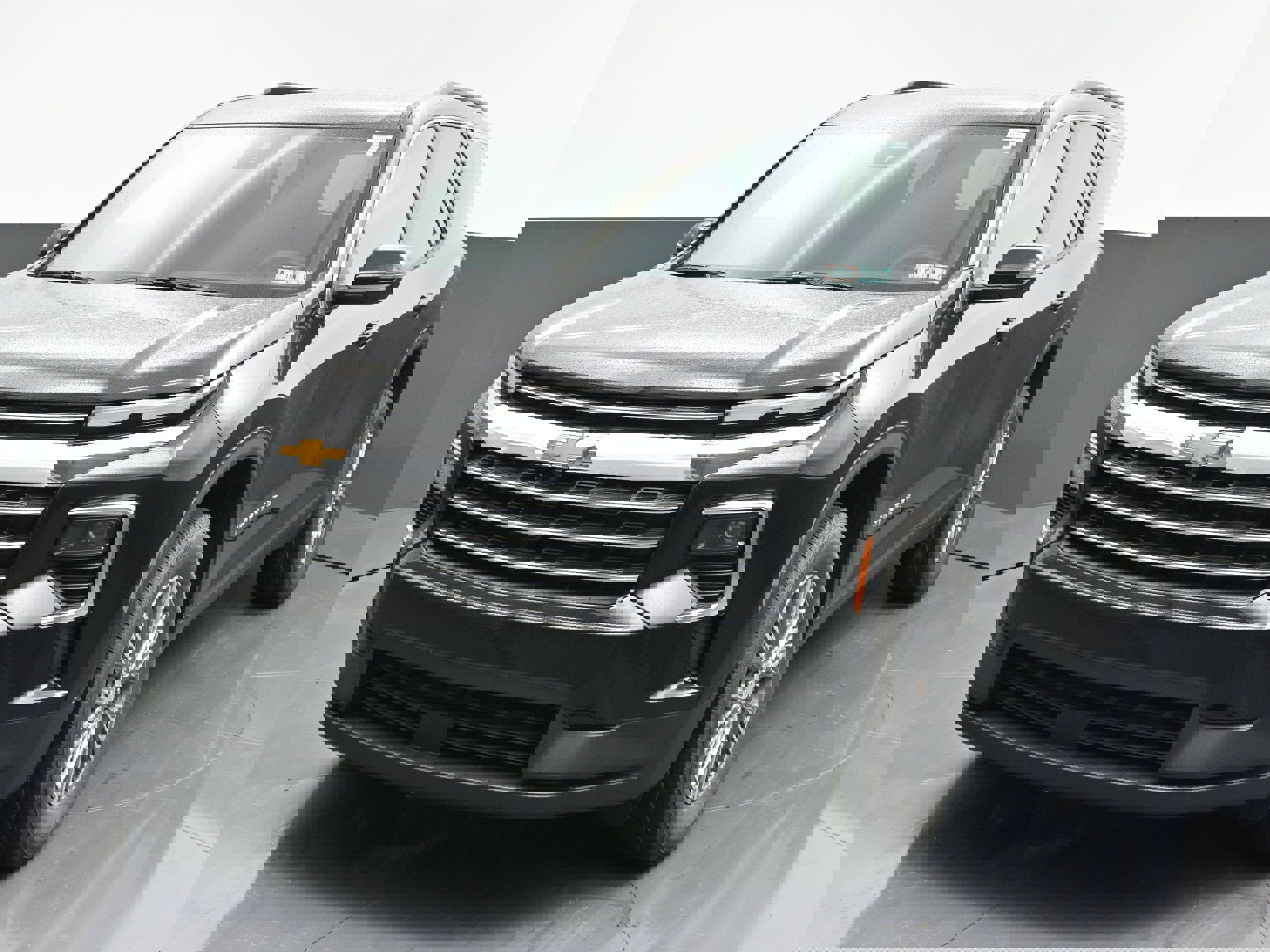 New 2026 Chevrolet Traverse LT FWD image 3