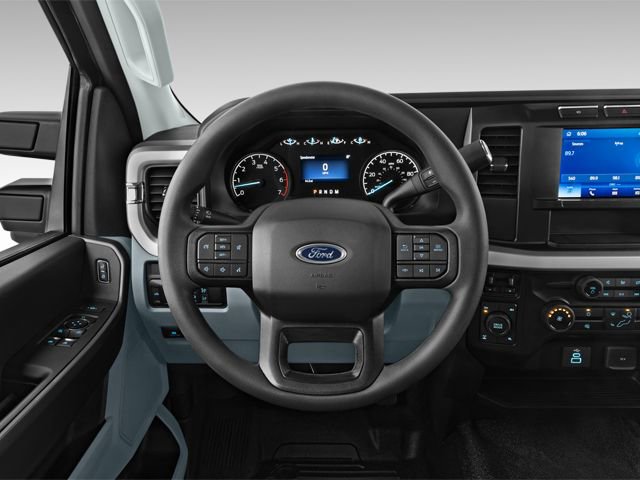 Used 2023 Ford F250 Platinum AWD/4WD image 8