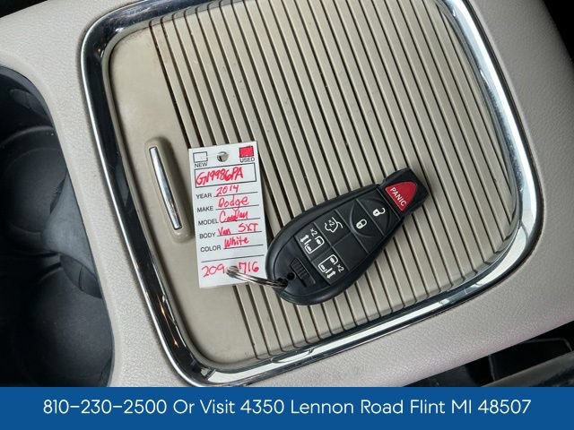 Used 2014 Dodge Grand Caravan SXT FWD image 24
