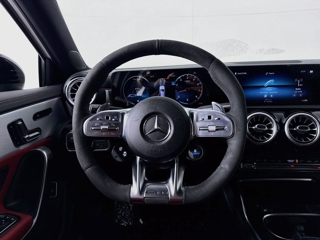 Used 2021 Mercedes-Benz A 35 AMG 4MATIC image 29