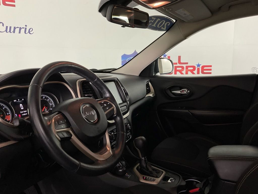 Used 2015 Jeep Cherokee Latitude w/ Cold Weather Group image 13