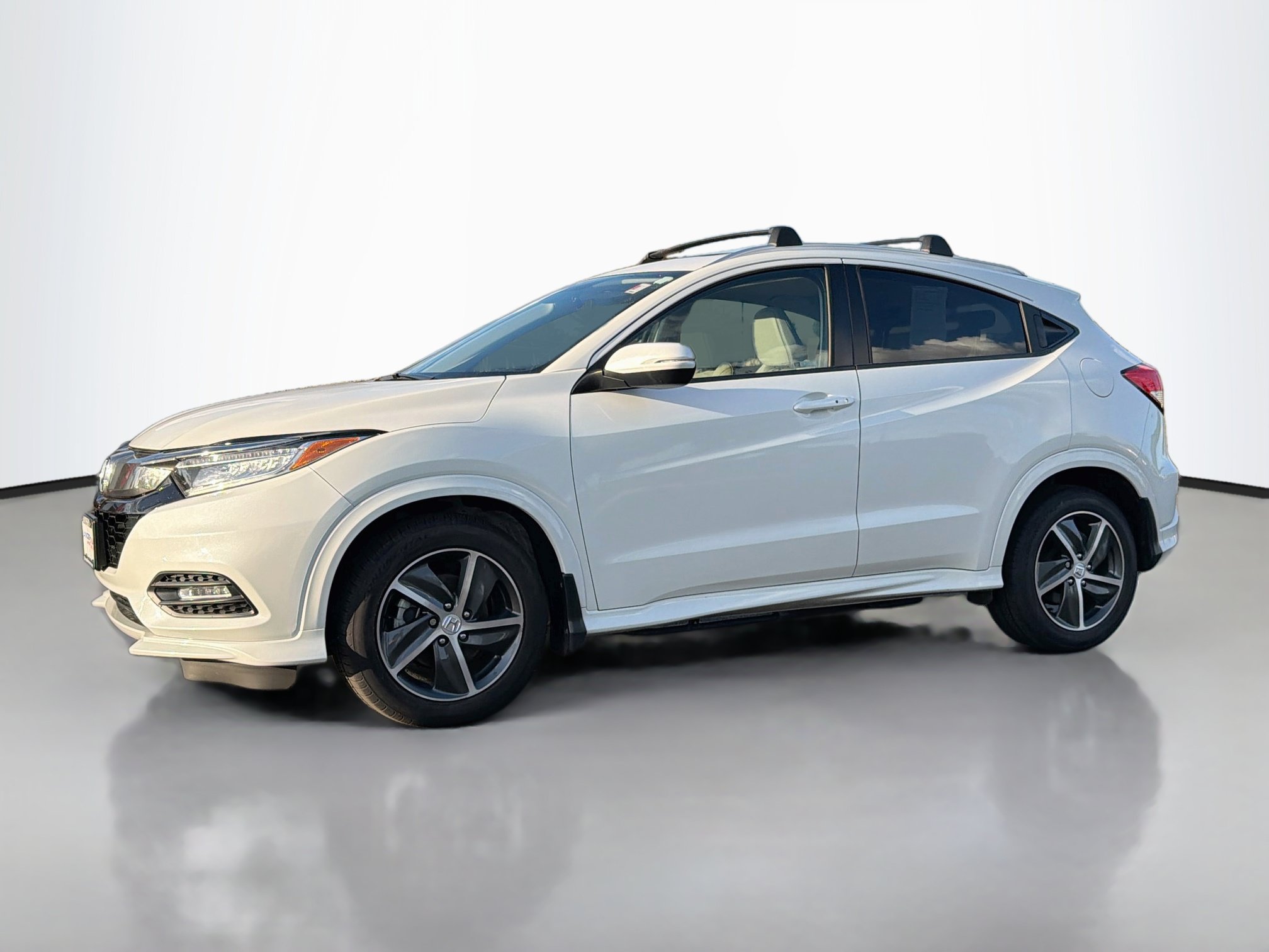 Used 2020 Honda HR-V Touring image 3